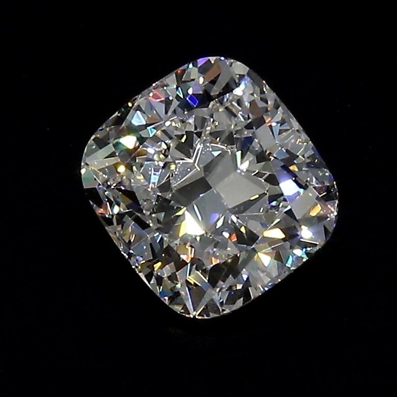1.18 ct Cushion Cut Natural Diamond : E / VS2